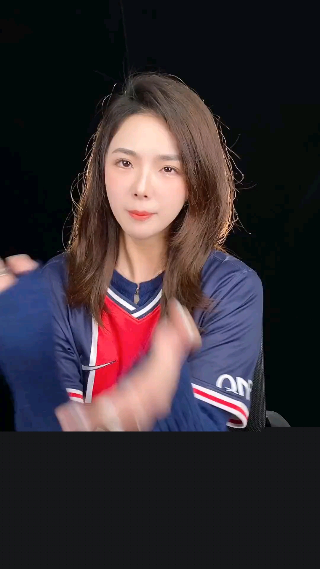 仅是他个