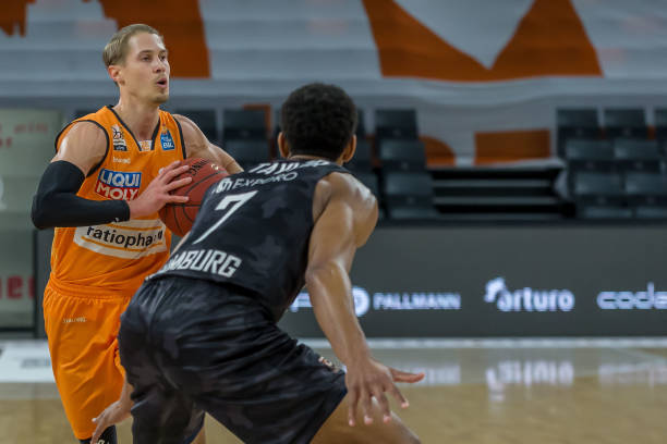 钟的致胜时 钟的致胜时