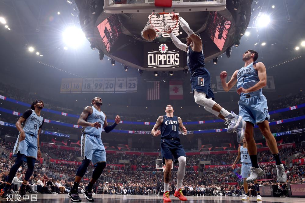 《神界》引爆玩家论战：回归即时制还是延续回合制？